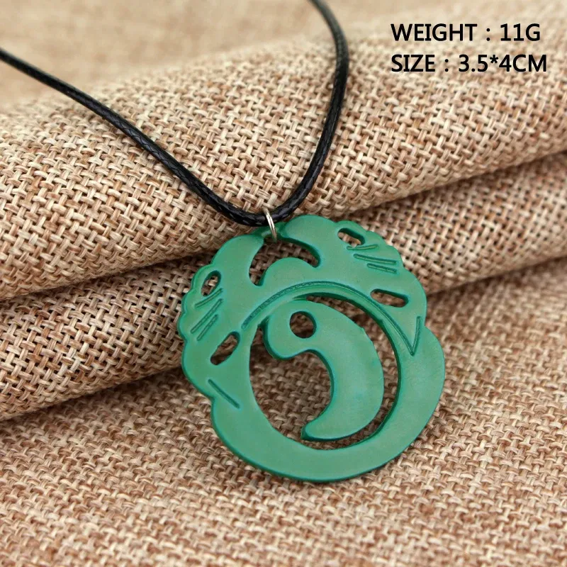 Tomb Raider Green Pendant Necklaces Lara Croft Adjustable Long Rope Chain Wome Men Necklace Jewelry Accessories Gift For Friend