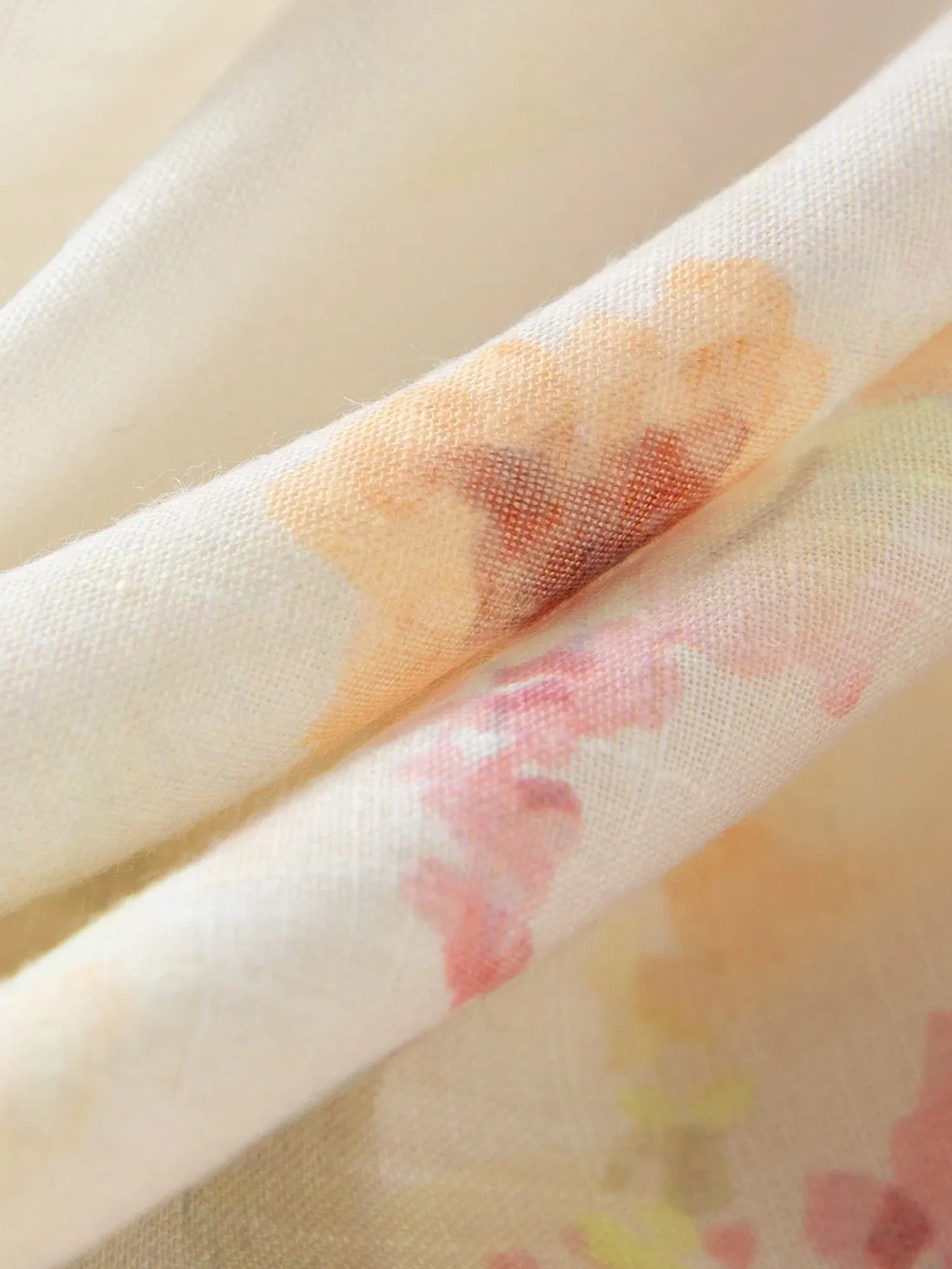 ?‹DUSHU Summer 2025 Textured Floral Dress - Regal Bubble Sleeve Fluid Silhouette Resort to Office?‹