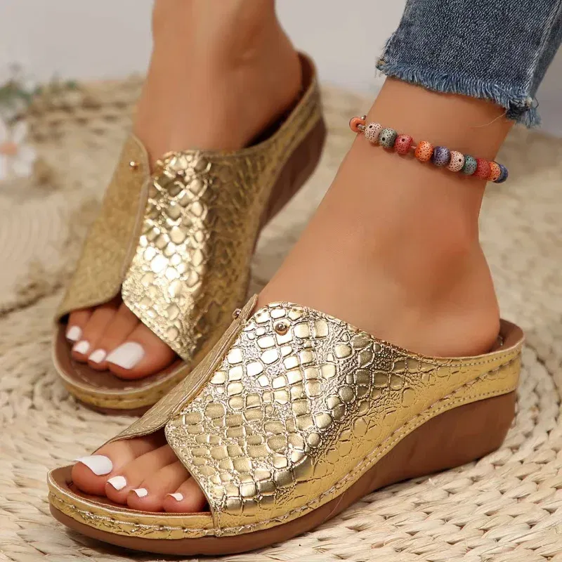 Color: Gold, Shoe Size: 43 - Women Gold Wedge Slippers New Summer Woman Crocodile Print Platform Sandals Female PU Leather Non Slip Beach Slides