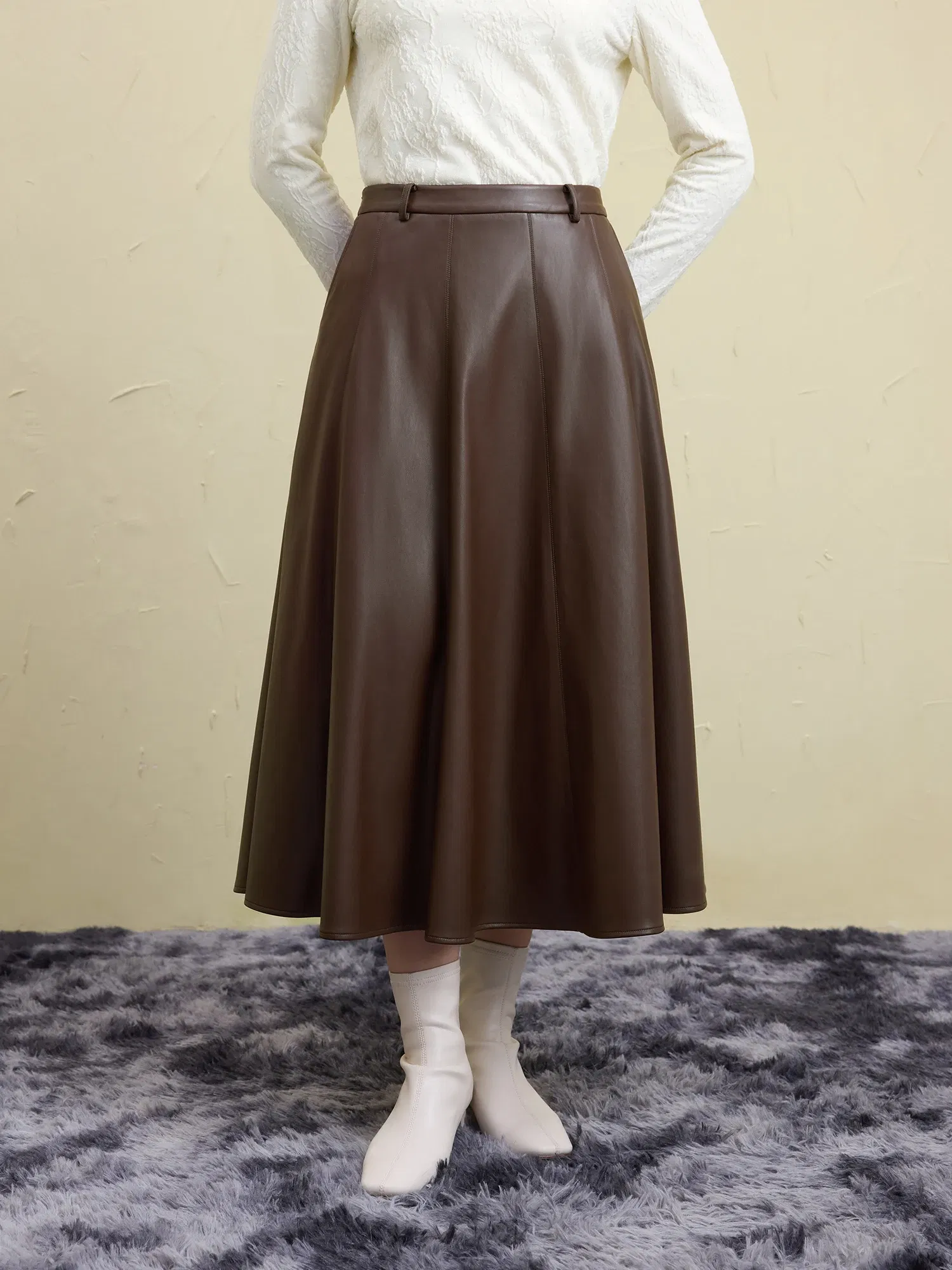 Color: black, Size: L - DUSHU Office Lady Plus Size Women's Simple Versatile Leather Half Skirt 2024 Winter New Fashionable A-line Skirt 24DS84495