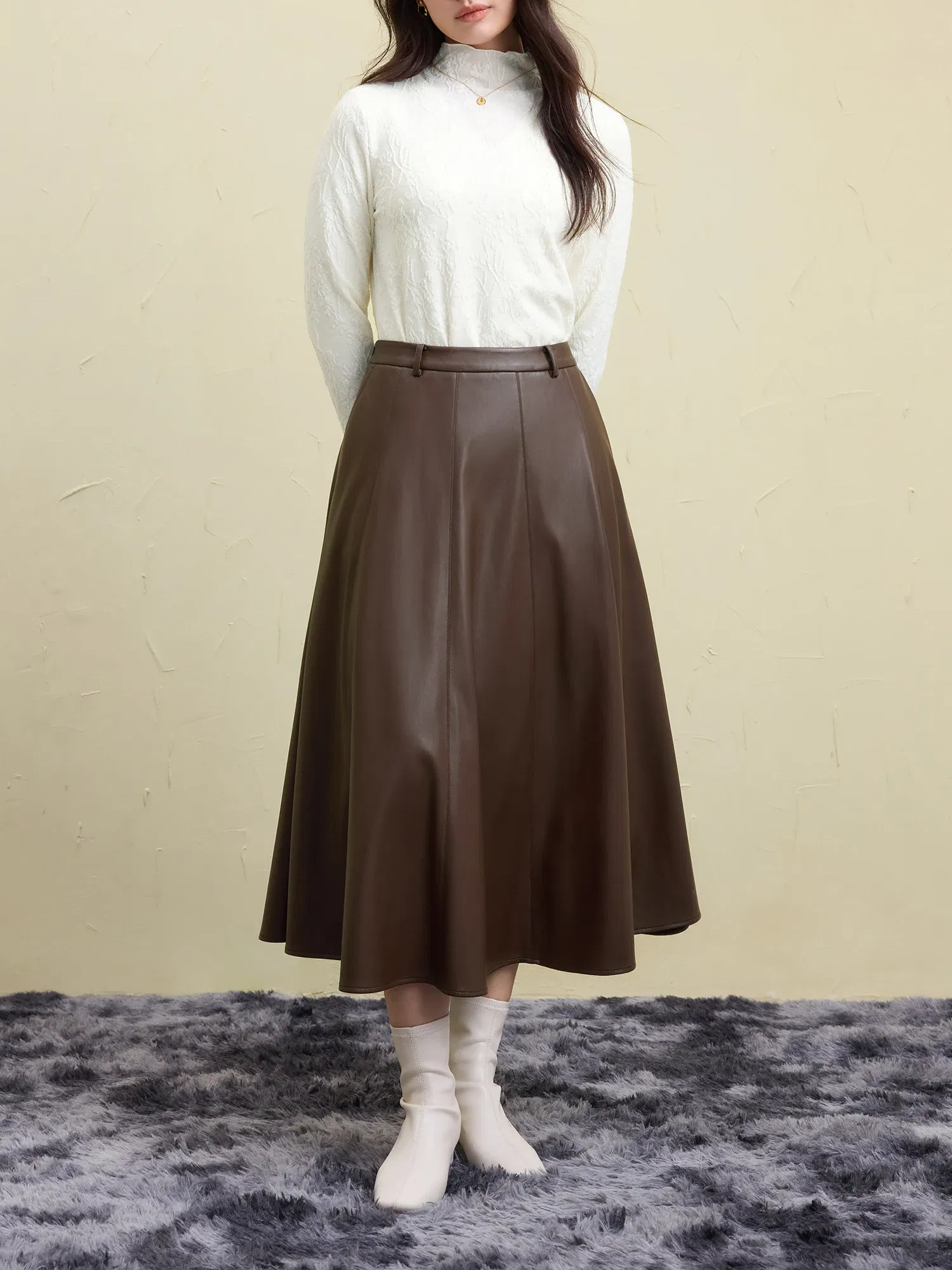 Color: black, Size: L - DUSHU Office Lady Plus Size Women's Simple Versatile Leather Half Skirt 2024 Winter New Fashionable A-line Skirt 24DS84495