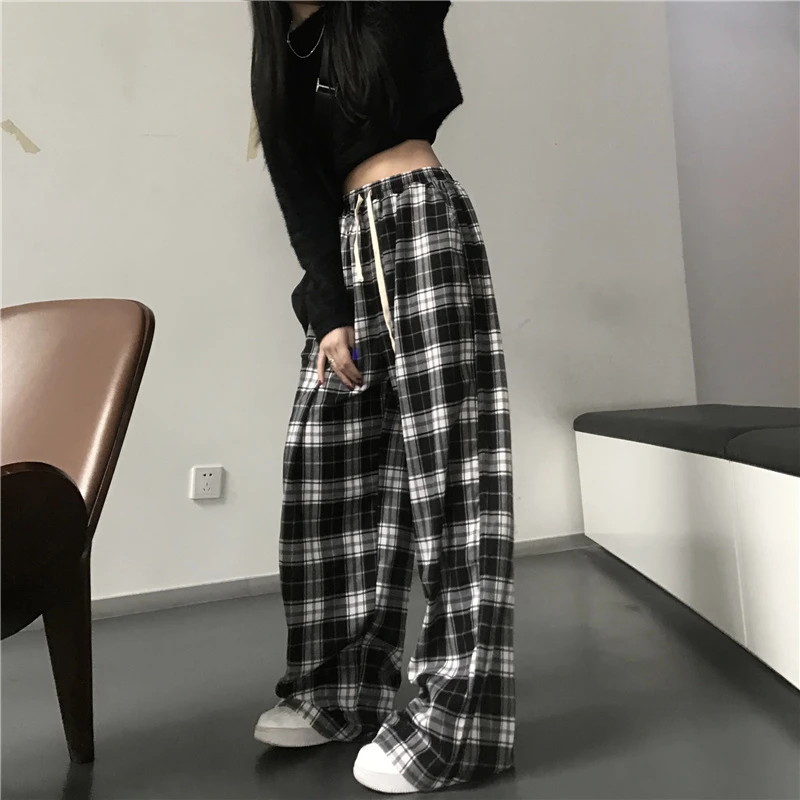 Color: black, Size: L - Oversize Women Sweatpants Fashion Black Plaid Casual Pants Baggy Elastic Waist Pockets Student Unisex Hip Hop Loose Trousers