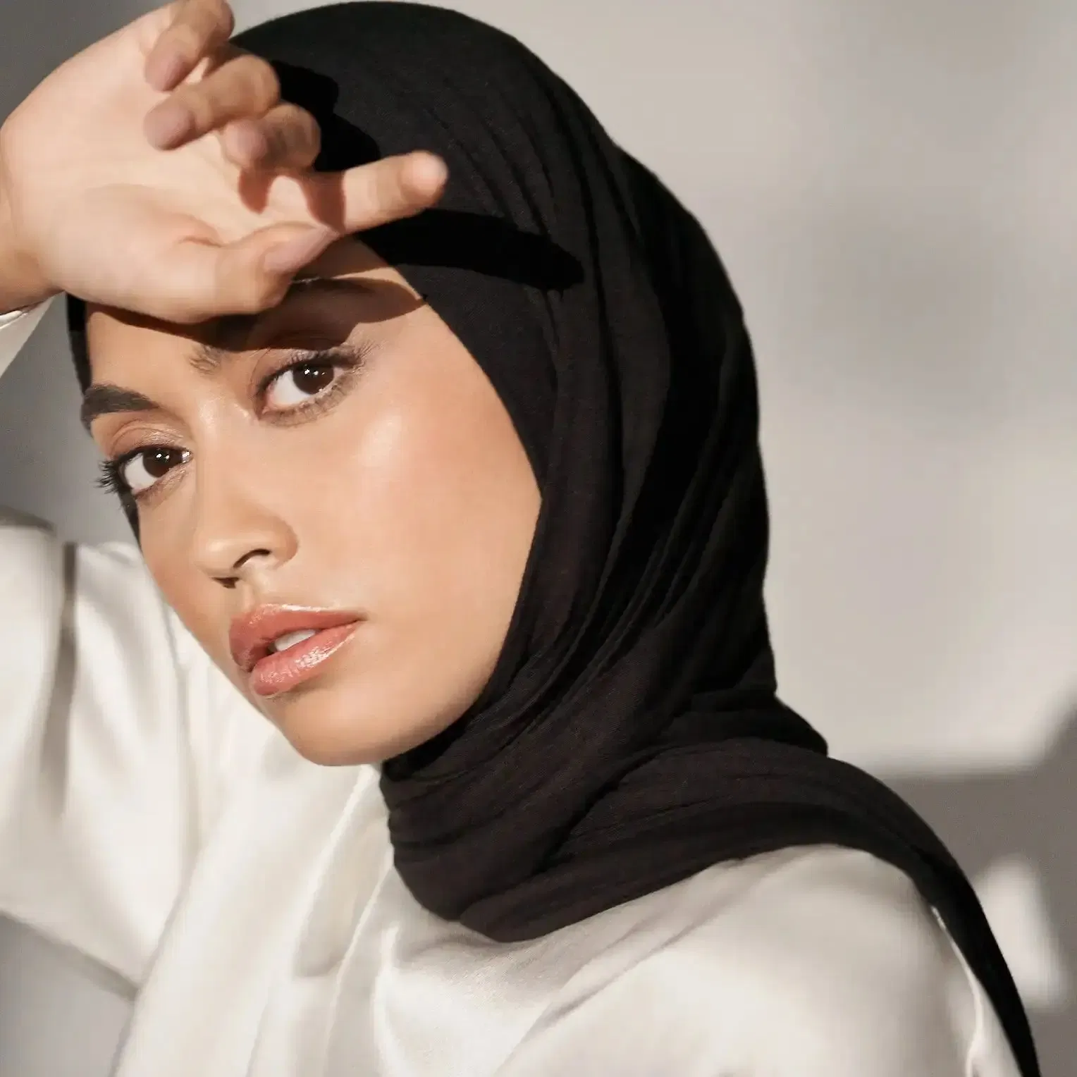 Color: Ivory - 29Colors Cheap Jersey Hijab Scarf Solid Muslim Long Scarves Turban Shawl Elastic Cotton Arab Headscarf Head Wraps Saudi Hijabs