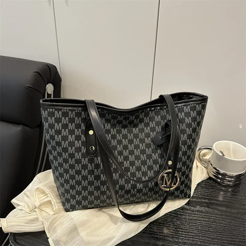 Color: WHITE - 2025 New Large Capacity Women Bag M Check Pattern Versatile Small Design Shoulder Tote Commuter Bag
