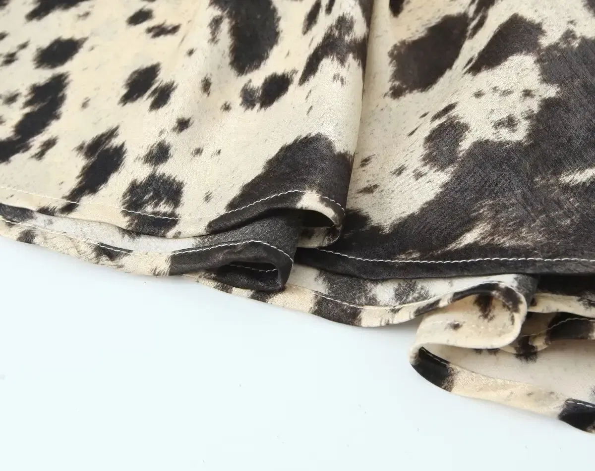 Color: Beige, Size: XS - Spring and Autumn New Women's Versatile Animal Pattern Printed Silk Satin Texture Midi Half length Skirt