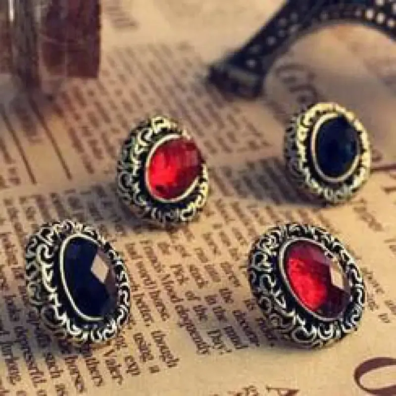 New Retro Hollow Lace Black Gemstone Earrings Women's Personality High-end Jewelry Accessories Wholesale Earings Fashion Jewelry