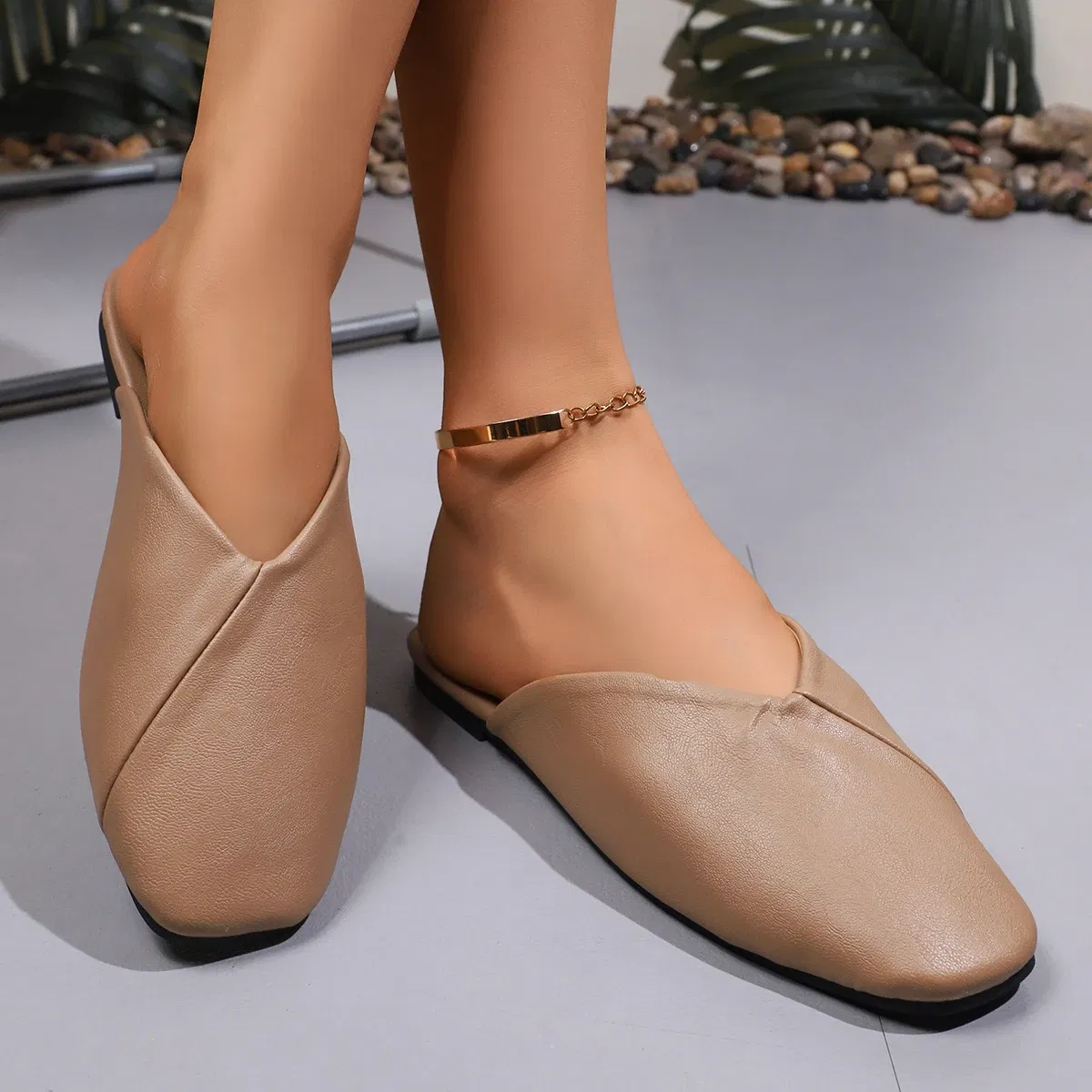 Color: black, Shoe Size: 41 - Fashion Slip on Mules Big Size 43 Flat Slippers 2024 Summer Women Flat Casual Outdoor Square Toe Shoes Ladies Slippers