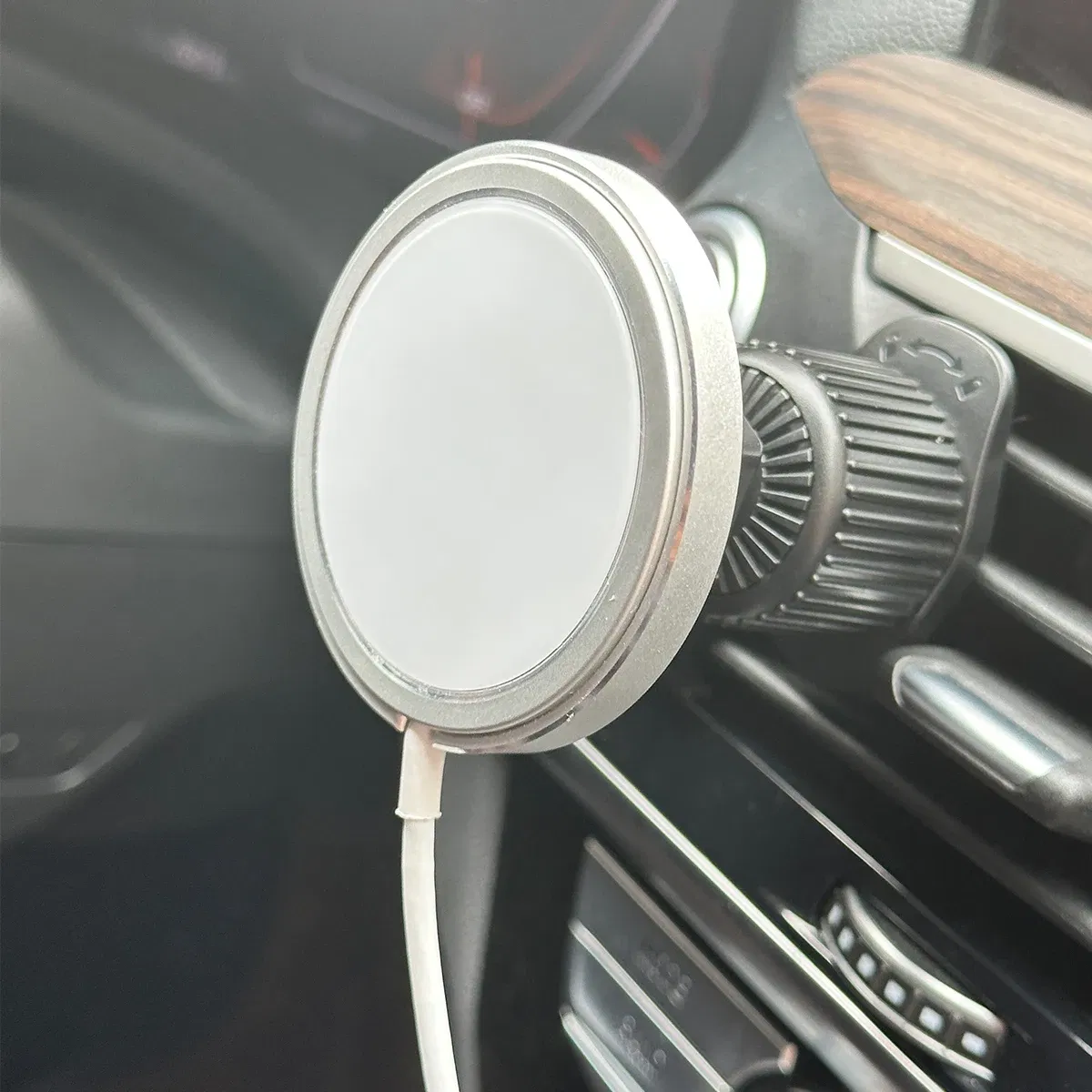 Color: Orange - Suitable For Apple MagSagfe Charger 15W 25W Car Navigation Base Wireless Charger Phone Holder Car Air Outlet Holder