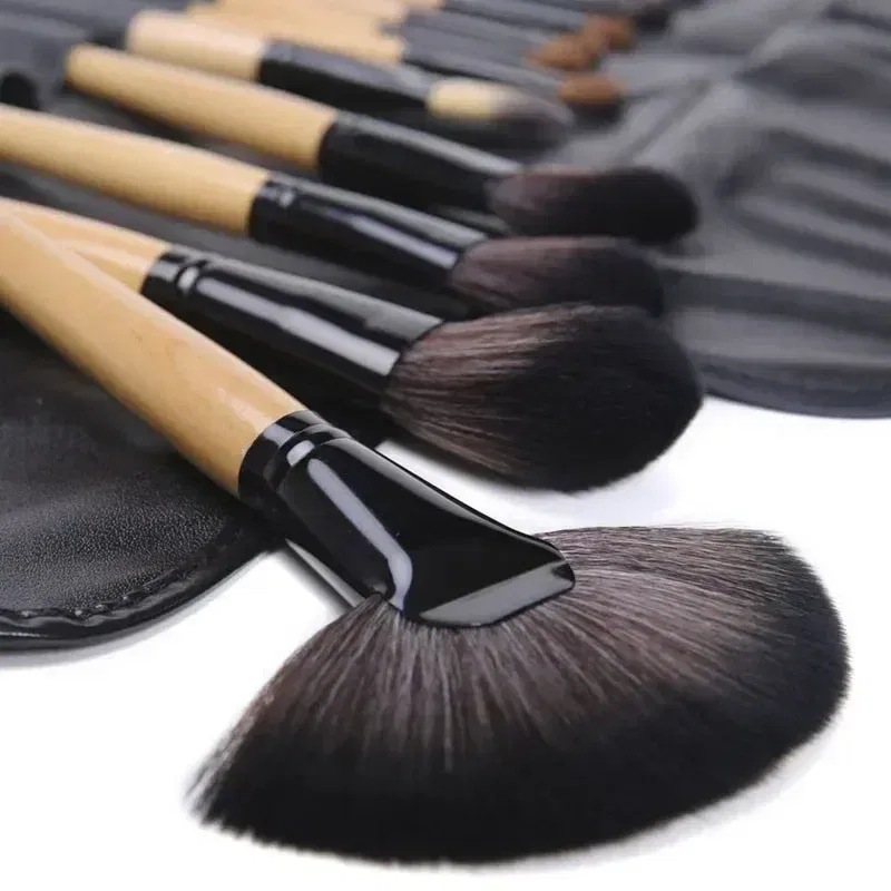 Handle Color: black - Gift Bag Of 24 pcs Makeup Brush Sets Professional Cosmetics Brushes Eyebrow Powder Foundation Shadows Pinceaux Make Up Tools