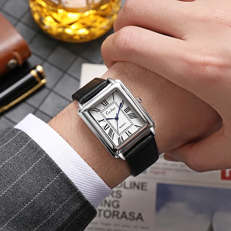 Color: BRONZE - Fashion Men's Quartz Wristwatch Leather Strap Watch