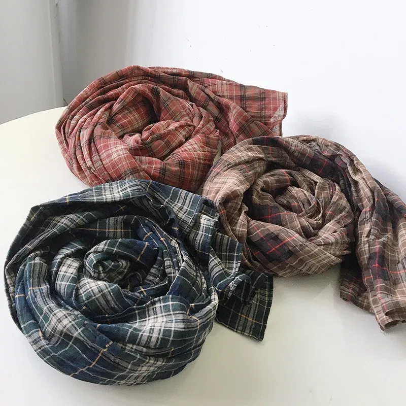 Color: Brown, Ships From: CHINA, Age Range: >8Y - Autumn and winter cotton classic fashionable plaid unisex  scarf Couple Scarves