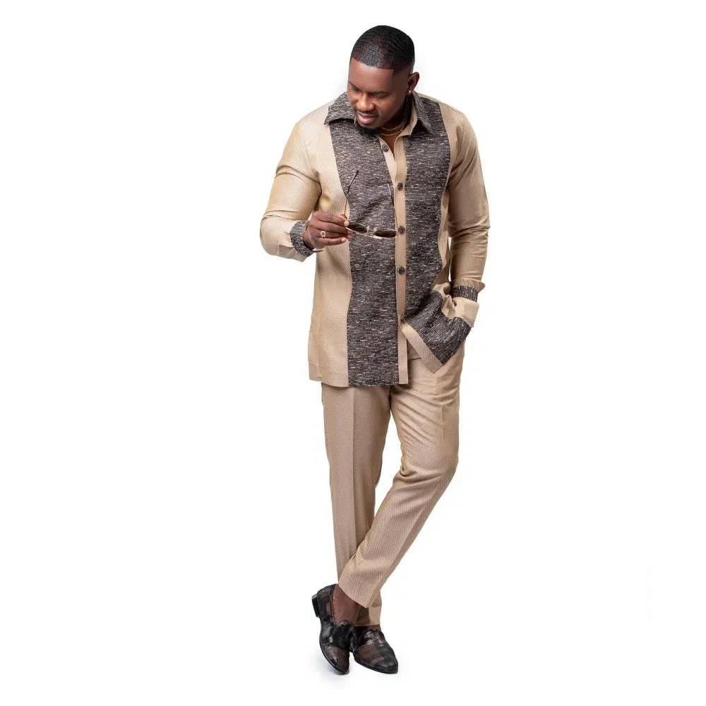 Color: Brown, Size: XL - 2025 new traditional men's suit luxury gentleman's shirt suit casual travel banquet men's two-piece set fashionable men's suit