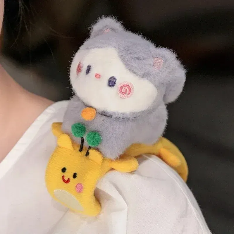 Color: black, Height: 0-10cm - Capybara Slap Snap Wrap Capibara Plushie Wristband Bracelet Kawaii Cute Dog Cat Plush Toy Hand Ring Creative Funny Gift