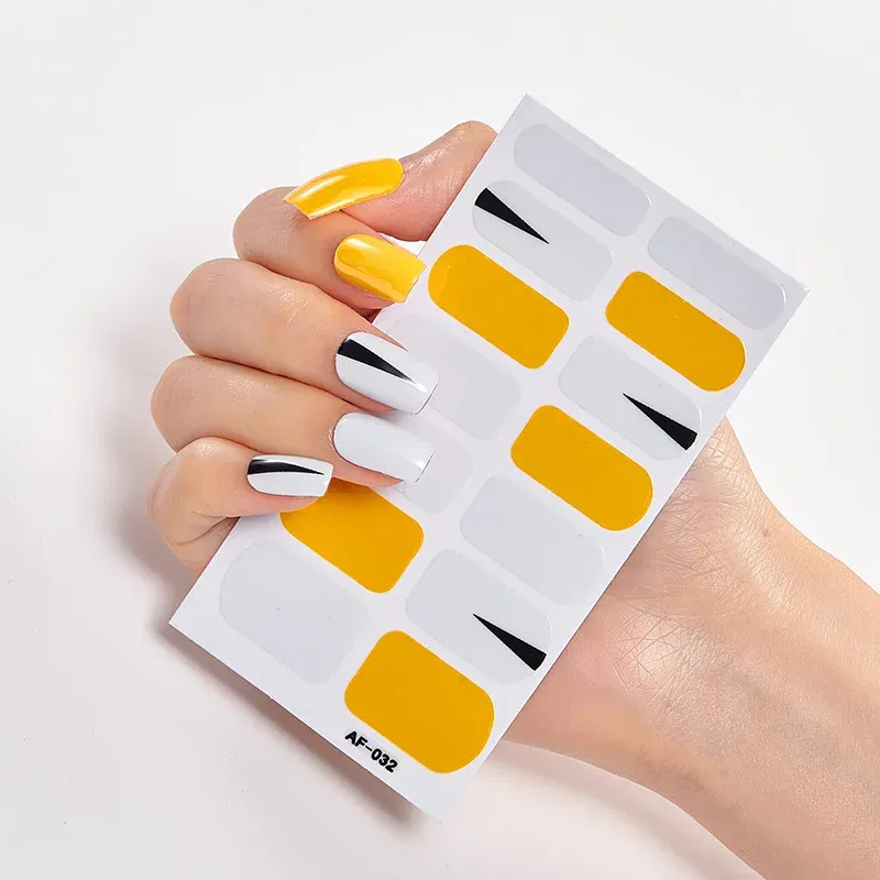 Color: Red - Nail Polish Stickers Nail Wraps DIY Self Adhesive Nail Sticker Nail Accesoires Designer Nail Decals Full Cover Nail Stickers