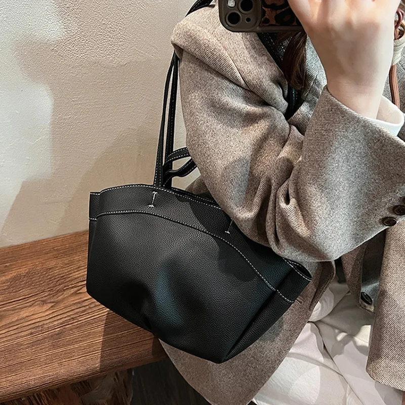 Color: Red - Tote bag fashionable large capacity mother and child bag single shoulder portable shopping bag