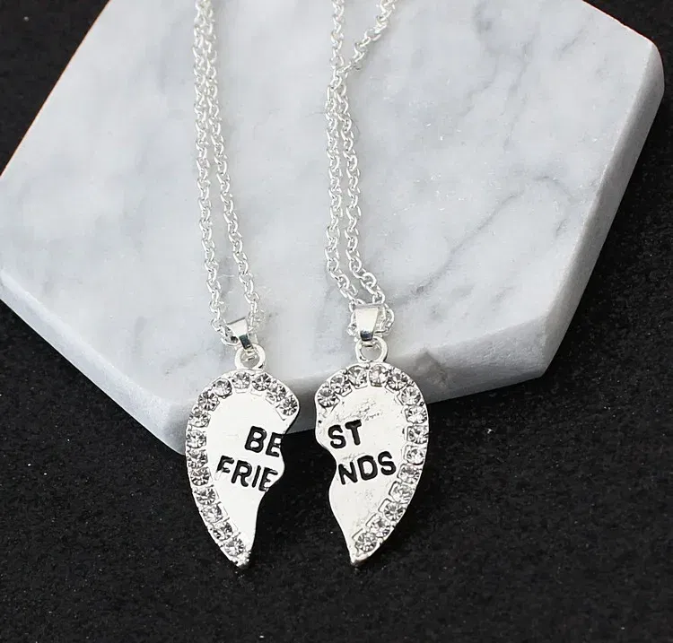 Metal Color: Gold-color - 2 Pcs/set Love English Pendant Alloy Ornaments Fashion Best Friends Heart Necklace Good Friends Choker Statement Necklace