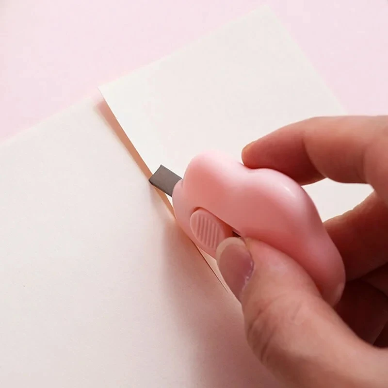 Kawaii Clouds Portable Utility Knife Unpack Express Unboxing Artifact Student School Learning Office Supplies