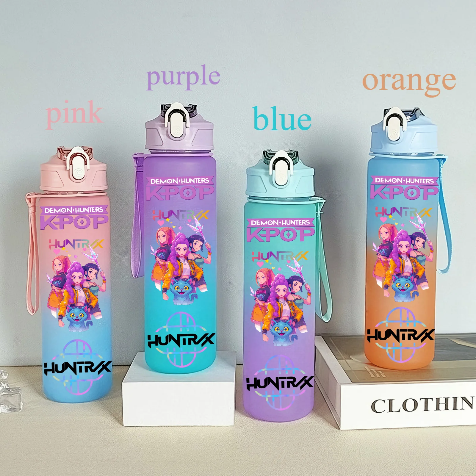 Color: Navy Blue, Size: 40cm - 750ML K-pop Demon Hunters HUNTR X Rumi Mira Zoey Jinu Celine Kpop Plastic Water Cup K Pop Drinking Bottle School Huntrix Gourde