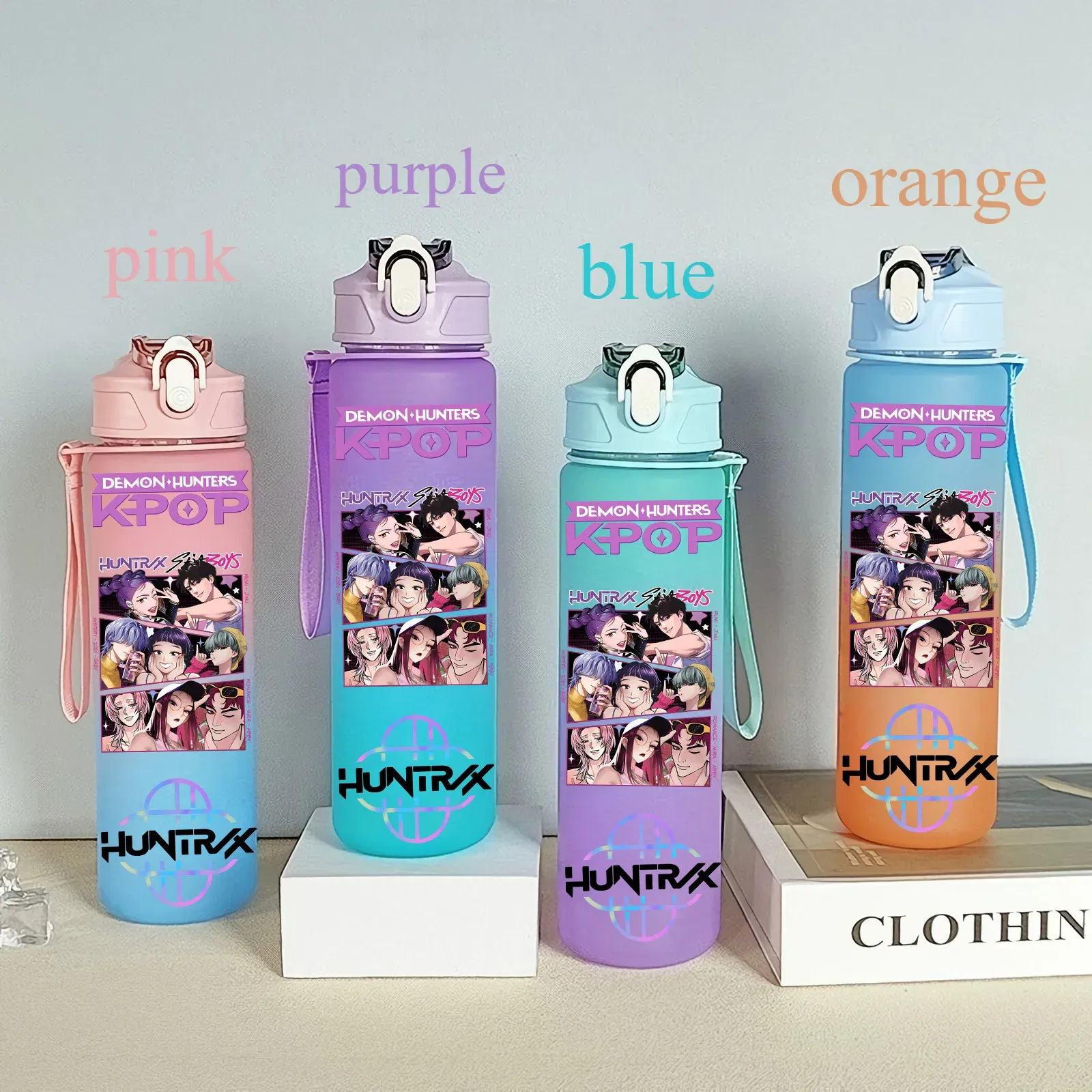 Color: Orange, Size: 25cm - 750ML K-pop Demon Hunters HUNTR X Rumi Mira Zoey Jinu Celine Kpop Plastic Water Cup K Pop Drinking Bottle School Huntrix Gourde