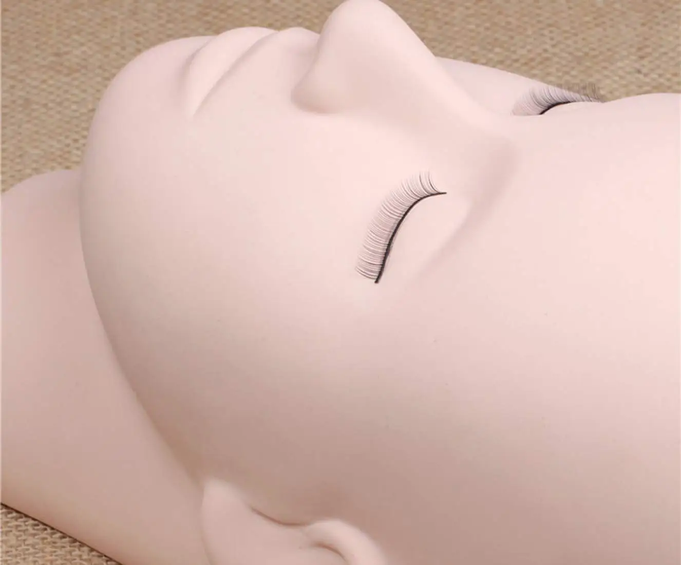 Color: Ivory - 1/4Pack Practice Training Head Rubber Cosmetology Mannequin Doll Face Head For Eyelashes Makeup Massage Practice
