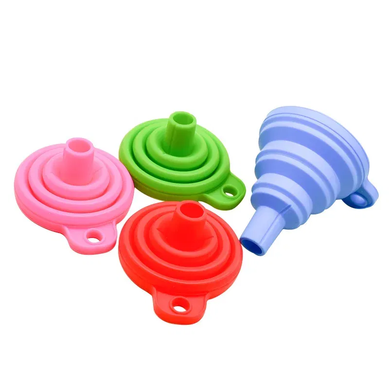 Color: Red - Collapsible Silicone Car Engine Funnel for Mitsubishi Endeavor Montero Outlander 2 3 XL Pajero 2 4
