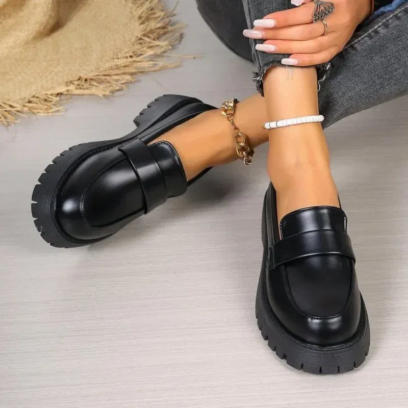 Color: black, Shoe Size: 37 - British Style Platform Loafers Women 2025 Plus Size Round Toe Single Shoes Woman Thick Bottom Pu Leather Shoes Mujer