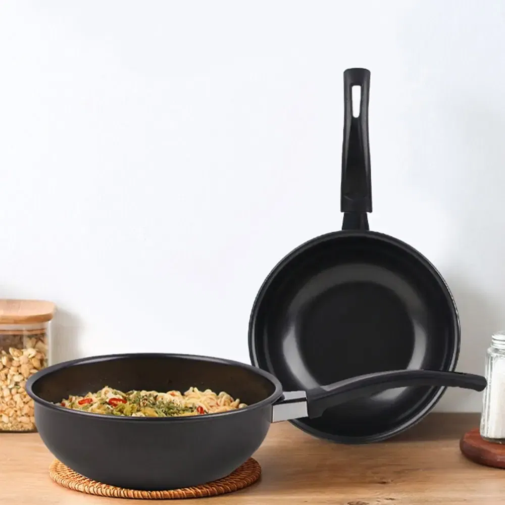 Color: WHITE - Frying Pan Mini Cooking Omelette Pans Non-stick Iron Pancake Egg Fryer With Long Handle Kitchen Gadgets