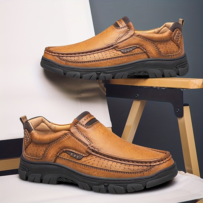 CLOHOO Men's Stitching Leather Casual Loafers