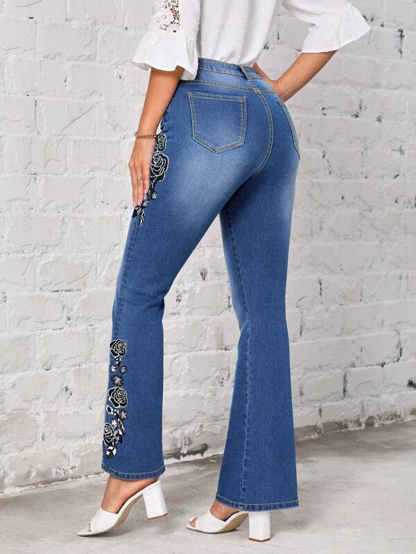 Women's Floral Embroidered Stretch Flared Jeans