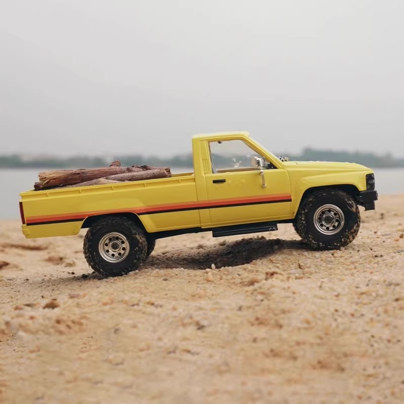 Simulation Off-road Remote Control Electric Vehicle Model