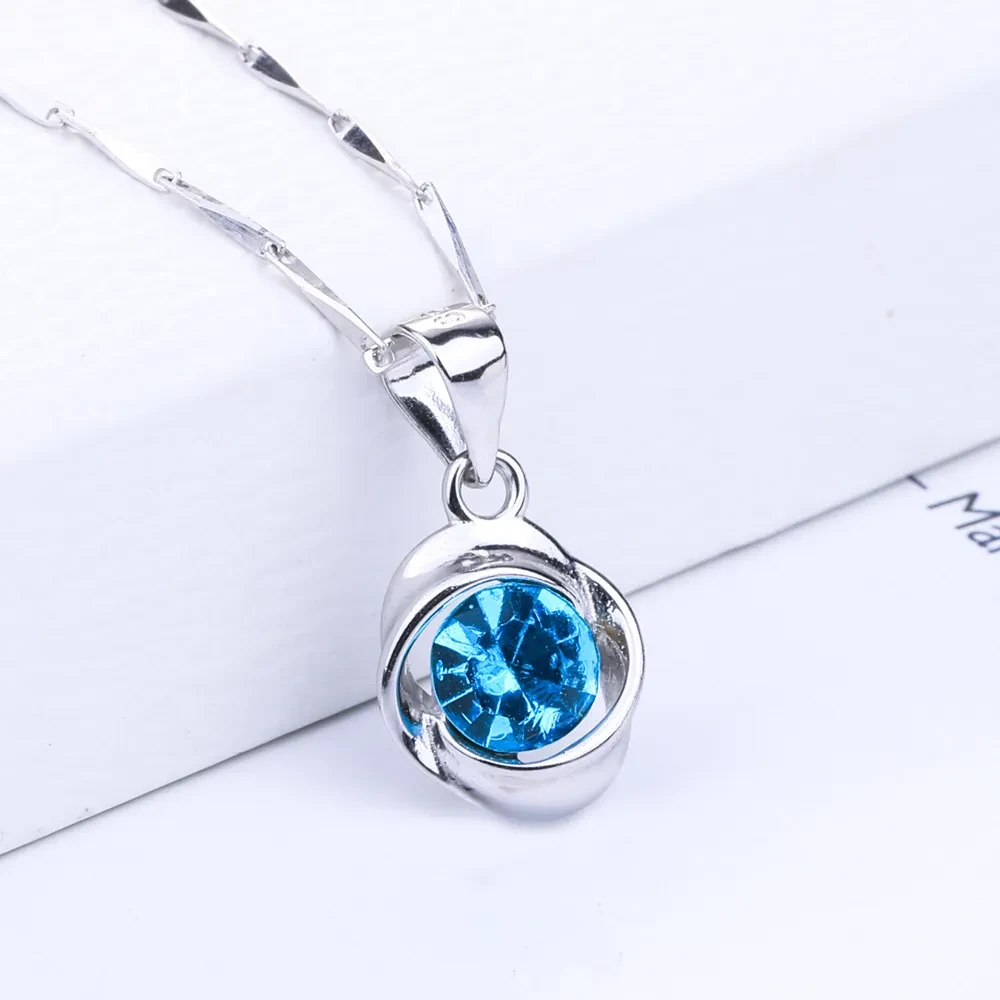 Stone Clavicle Chain Japanese And Korean Version Four-leaf Clover Rose Pendant