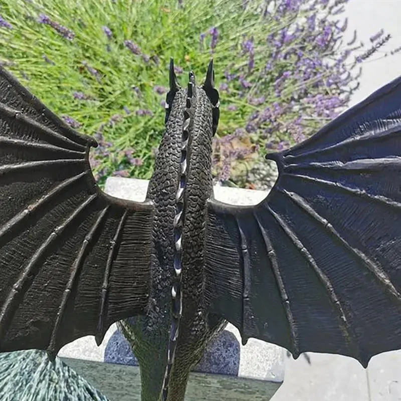 Resin Water Spray Dragon Simulation Dinosaur Sculpture Ornaments Garden Decoration Ornaments