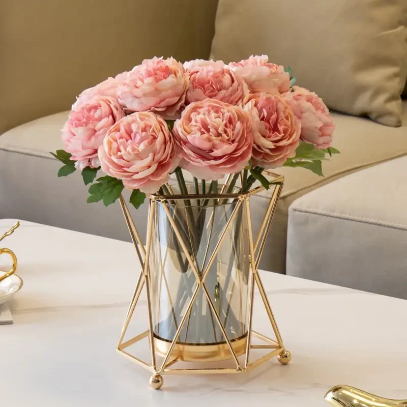 Romantic Iron Art Elegant Vase