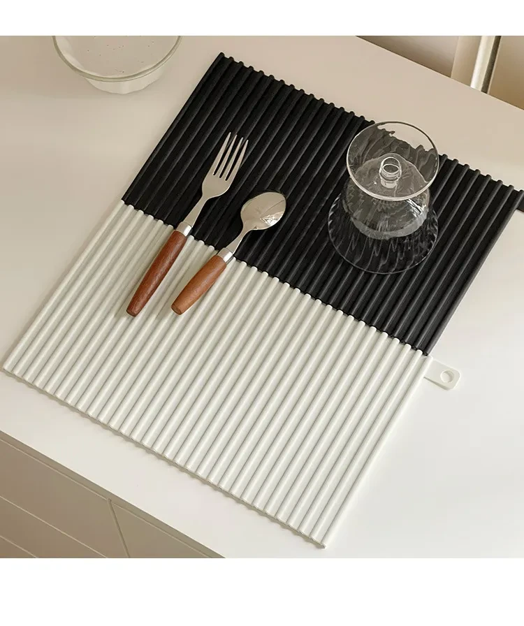 Simple Silicone Draining Pad Heat Insulation Easy Cleaning Non-slip Fixed Cushion