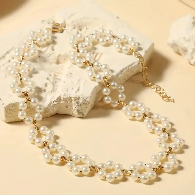 Elegant Vintage-Inspired Faux Pearl