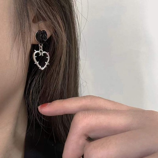 Dark Vintage Thorns Rose Love Earrings