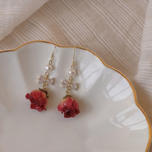 Silver Needle Vintage Hong Kong Air-dried Rose Earrings