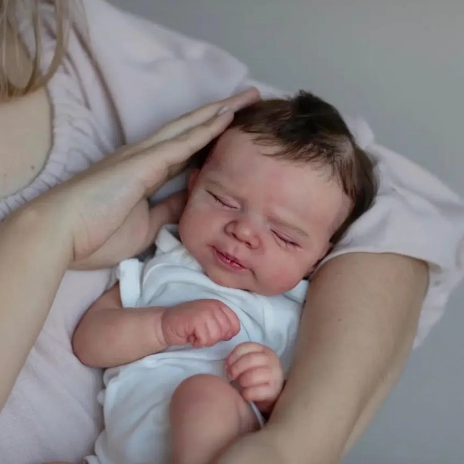 BZDOLL Realistic 48cm Soft Silicone Asleep Reborn Baby Doll