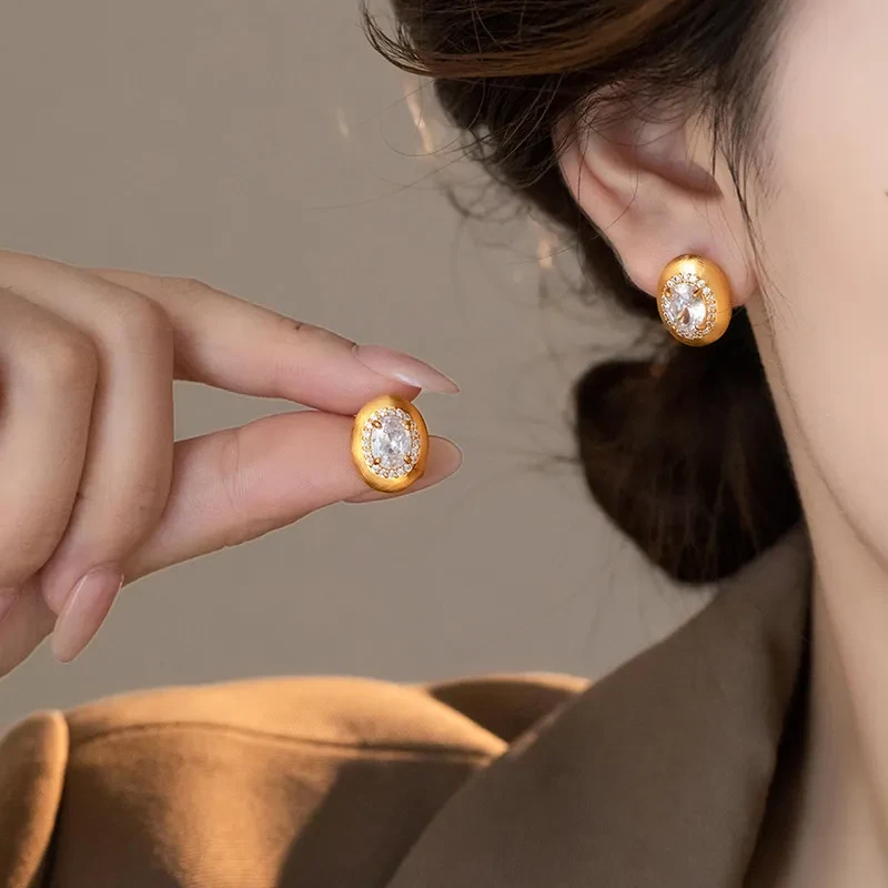 Silver Needle Micro Inlaid Zircon Brushed Geometric Ear Studs