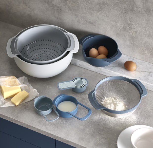 Nest 9 Plus 9-piece food preparation set - Sky - Joseph Joseph