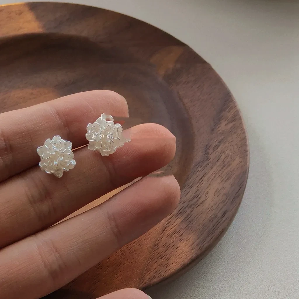 Sweet And Simple Rose 925 Silver Stud Earrings