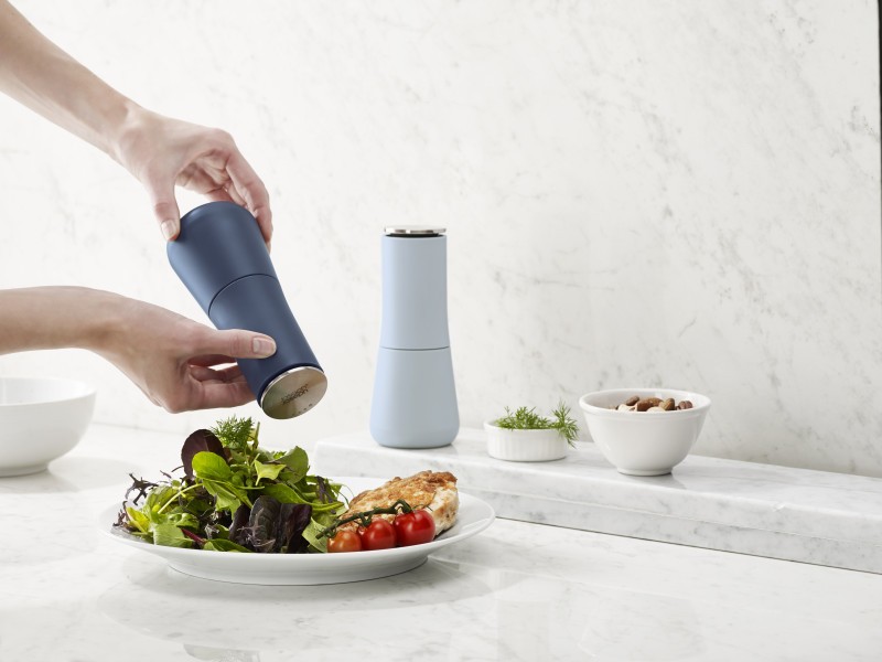 Milltop Salt & Pepper Set - Sky - Joseph Joseph