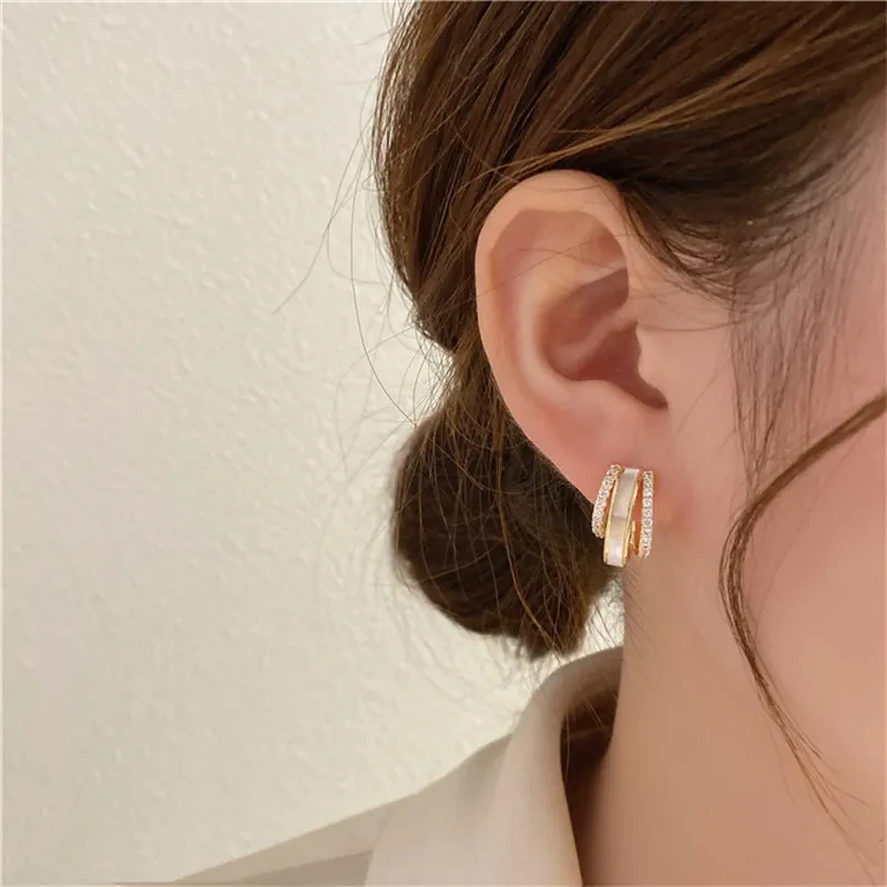 Double Circle Shell Delicate Earrings