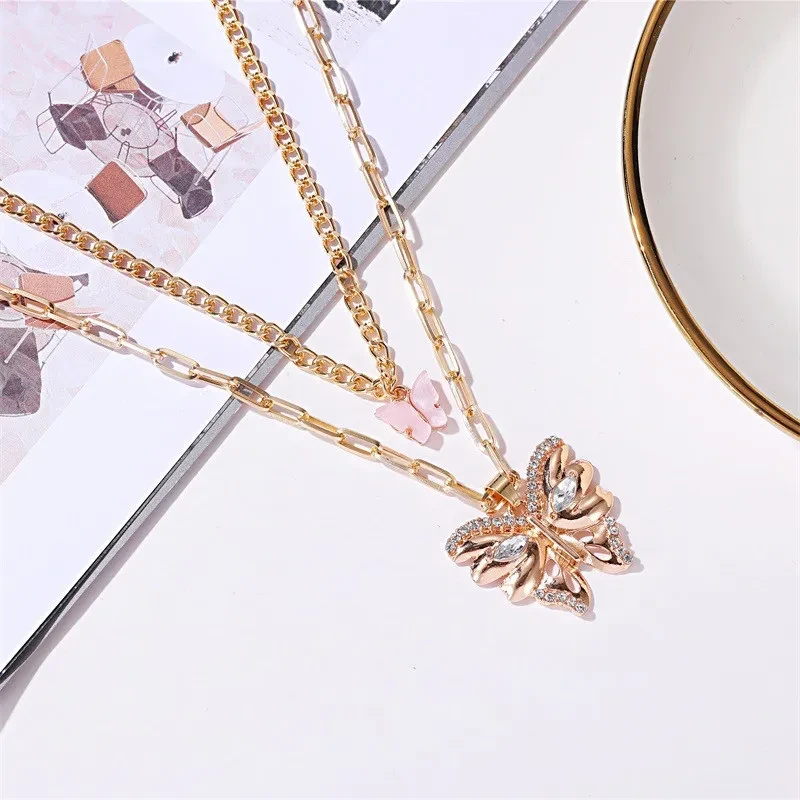 Bohemian Fashion Metal Size Butterfly Pendant