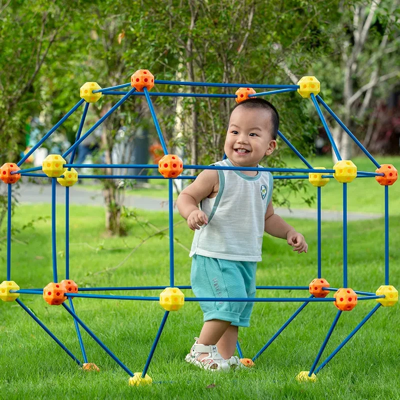 Connecting Toys Interlocking