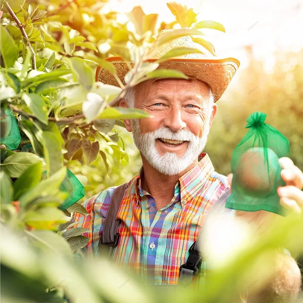 Color: light yellow, Size: XXL - 20-200PCS Vegetable Grapes Fruit Grow Bags Fruit Protection Bags Garden Anti-Bird Netting Mesh Bag Strawberry Bags Garden Tools