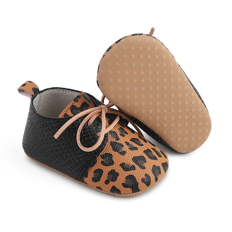 Color: WHITE, Shoe Size: 1 - Toddler Soft Bottom Non-Slip First Walkers Baby Boys Girl Solid Leather Shoes Newborn Retro Leopard Print Bowknot Design Sneaker
