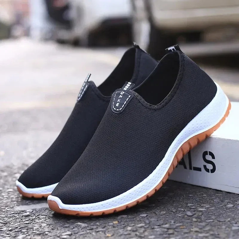Color: black, Shoe Size: 42 - 2022 Leisure Sports Cloth Shoes Men's Mesh Breathable Soft Sole Running Shoes