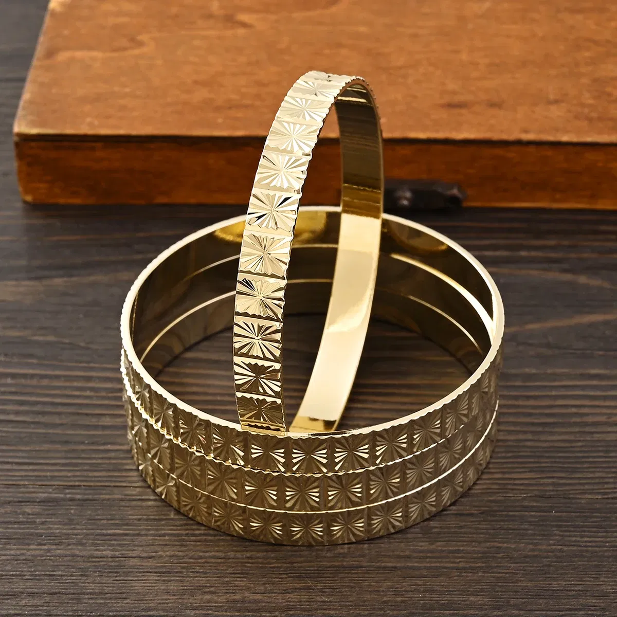 Metal Color: RED - Adult Size 4PCS 65MM 9K Gold Color Hig Quality Top Sale Cute Bracelet Jewelry Flower Bangle Girl Birthday Party Gift