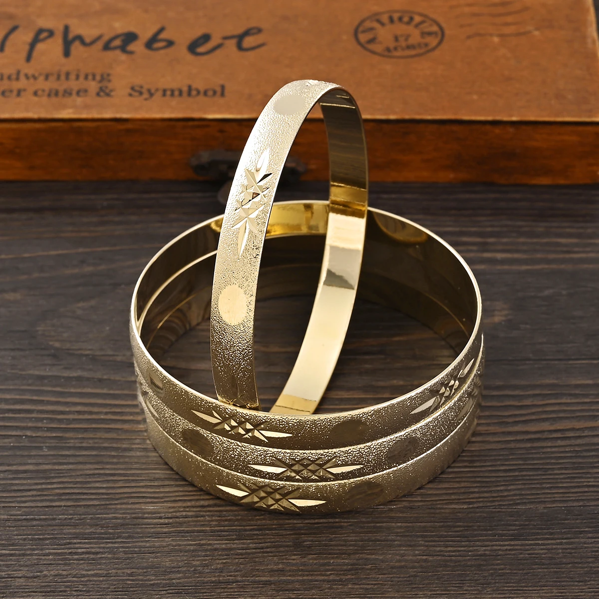 Metal Color: RED - Adult Size 4PCS 65MM 9K Gold Color Hig Quality Top Sale Cute Bracelet Jewelry Flower Bangle Girl Birthday Party Gift